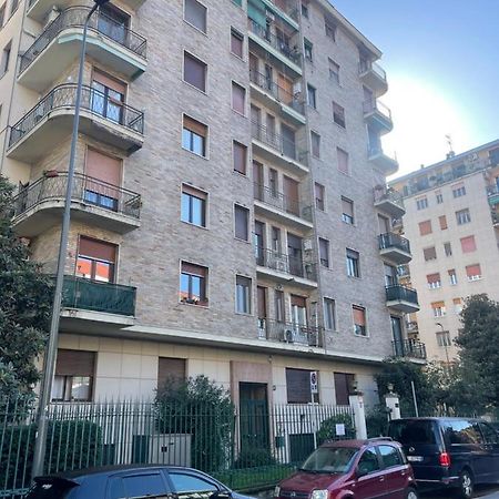 Bilocale Metro 4 Blu Frattini - Airport Linate Apartment มิลาน ภายนอก รูปภาพ
