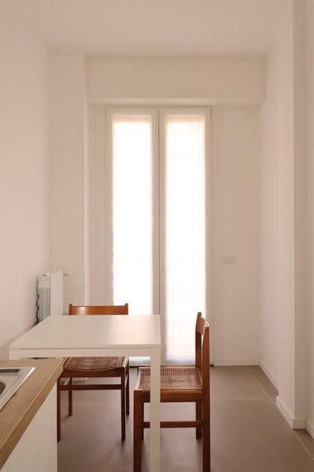Bilocale Metro 4 Blu Frattini - Airport Linate Apartment มิลาน ภายนอก รูปภาพ